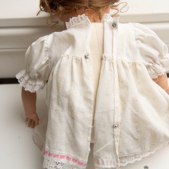 Lee Middleton Original Doll Life-Like Toddler Girl Doll 90s Vintage CottageCore - Picture 4 of 7